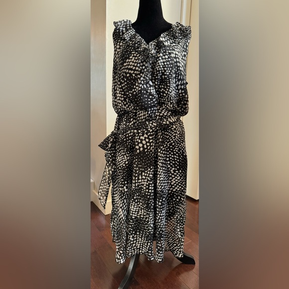 🟢 Pennington’s 1x black printed sleeveless dress. 🟢 - Picture 4 of 11